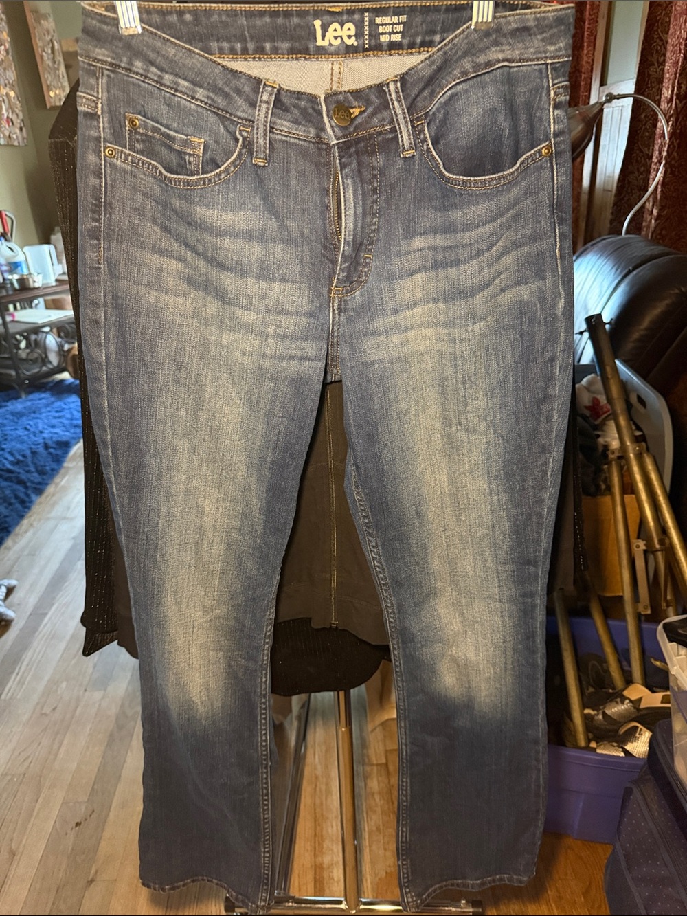 Lee Men's Bootcut Jeans in Faded Blue Wash